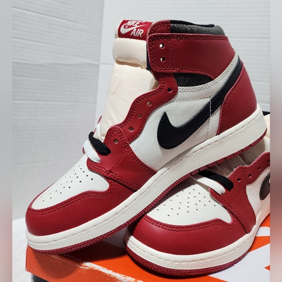 ❌️SOLD❌️Air Jordan 1 Retro High Chicago Lost and Found Unisex - Picture 2 of 12
